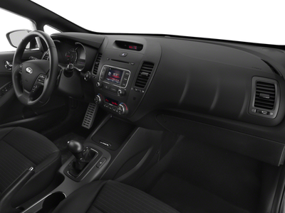 2016 Kia Forte 5-Door SX