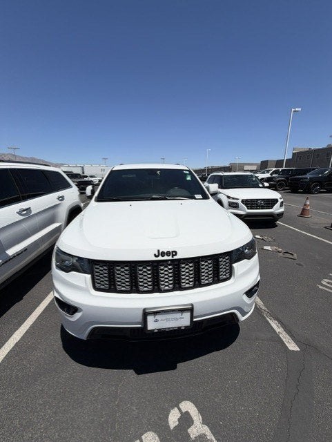 2020 Jeep Grand Cherokee Altitude 4x2