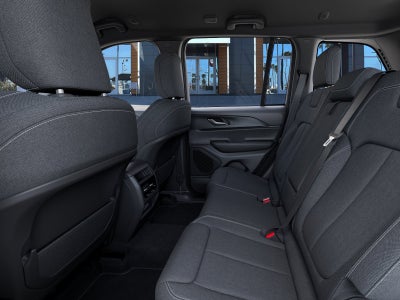 2025 Jeep Grand Cherokee Base