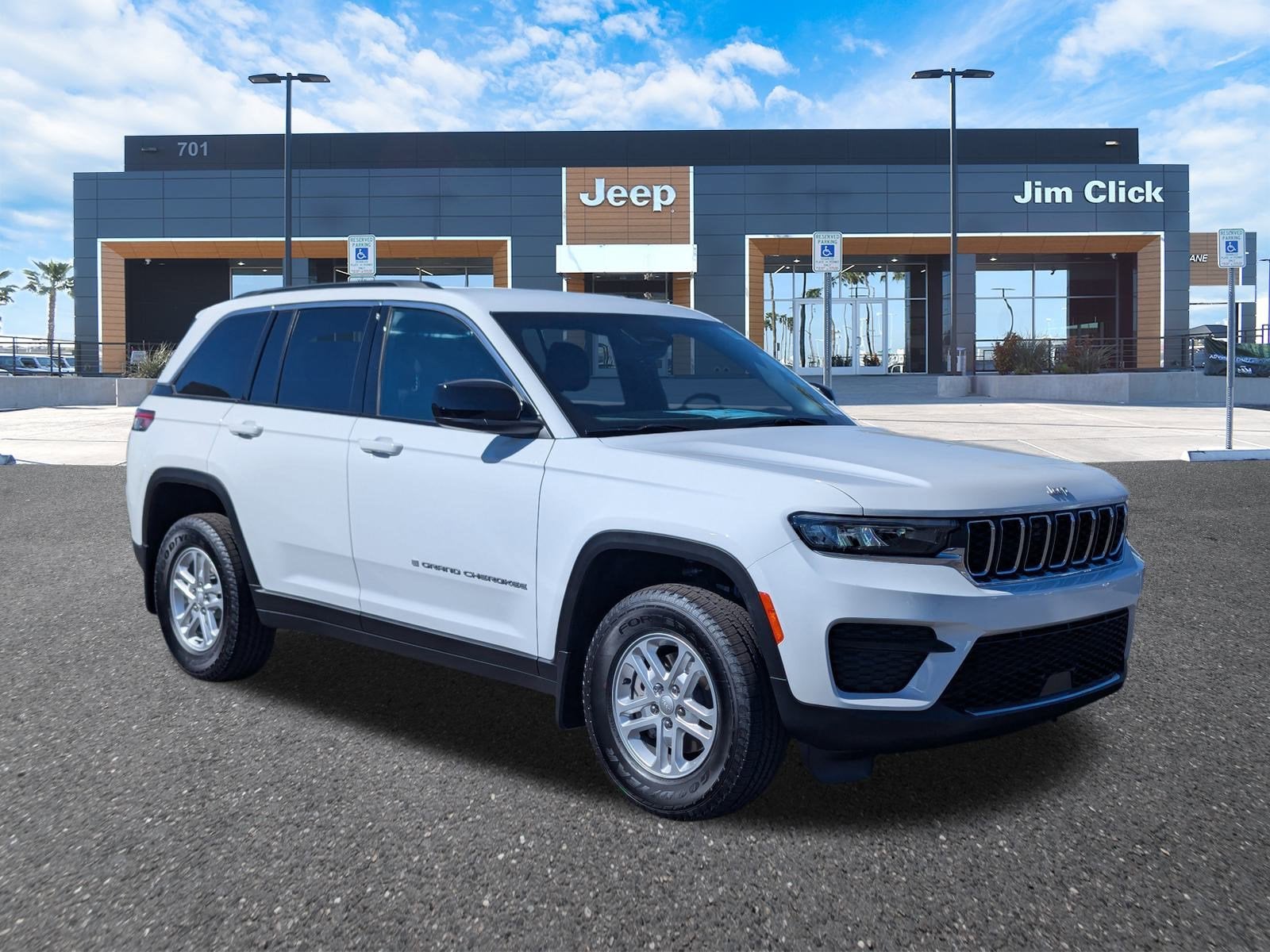2025 Jeep Grand Cherokee Laredo