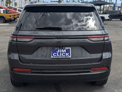 2022 Jeep Grand Cherokee Altitude 4x2