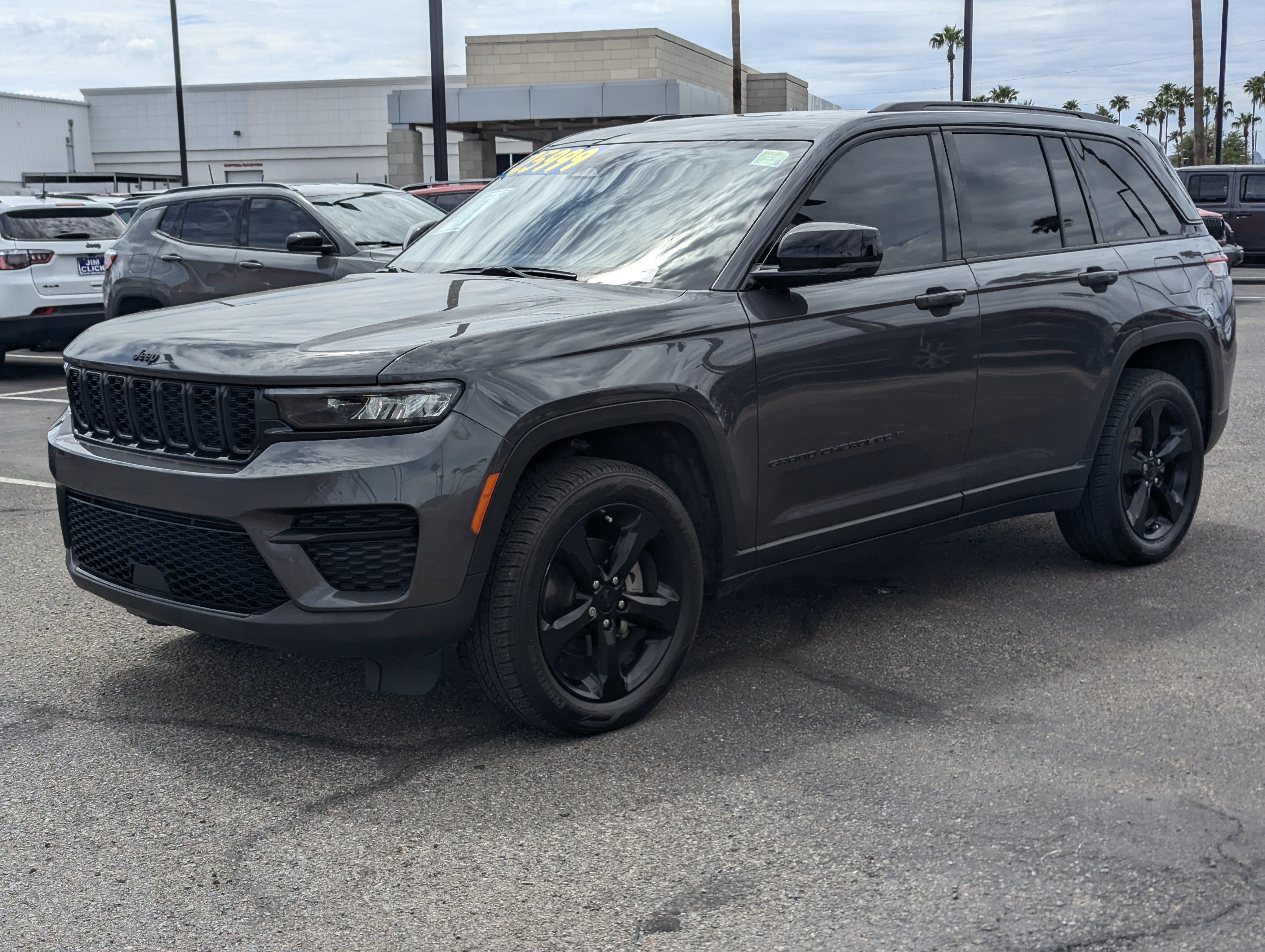 2022 Jeep Grand Cherokee Altitude 4x2