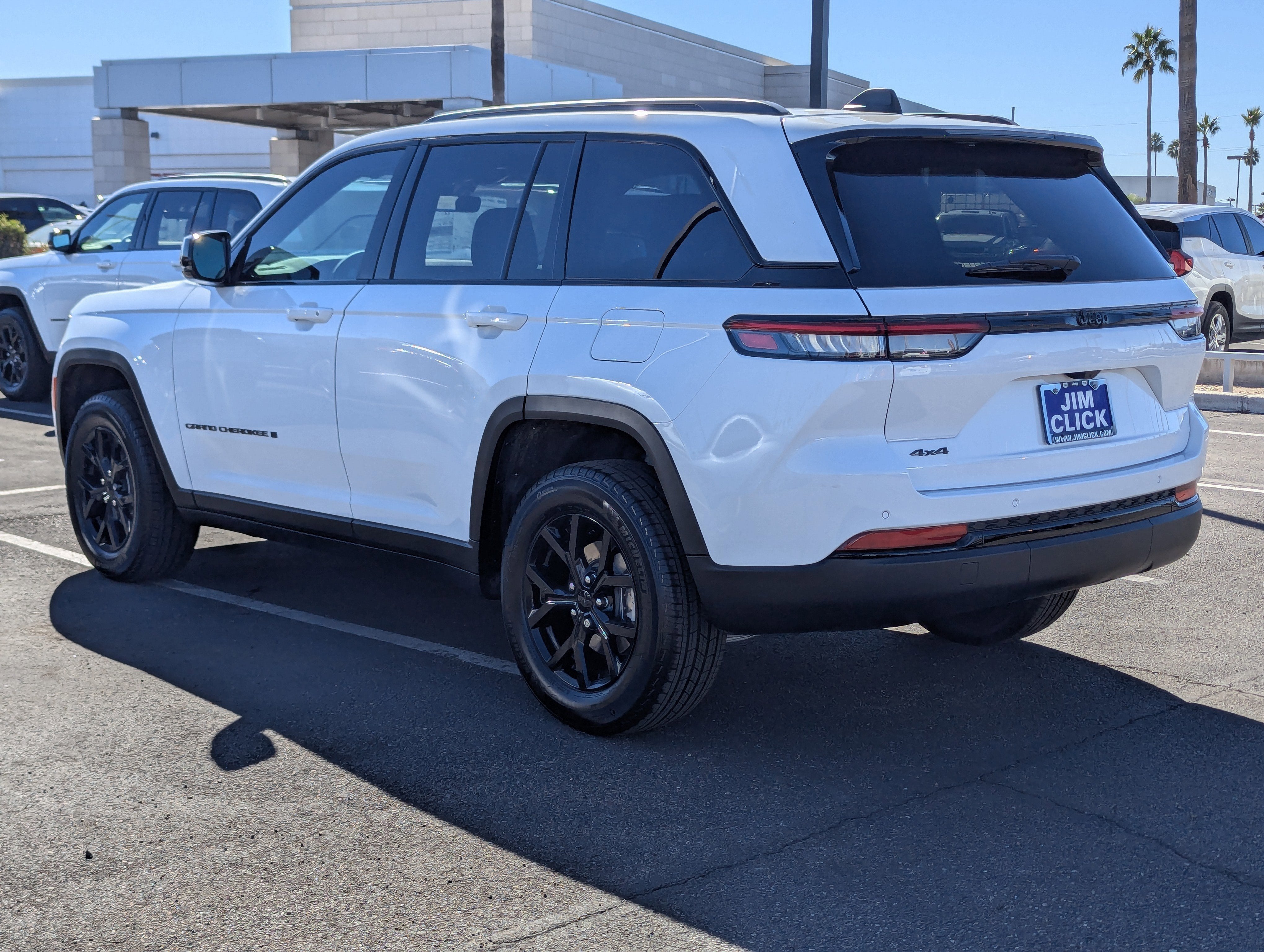 2025 Jeep Grand Cherokee Base