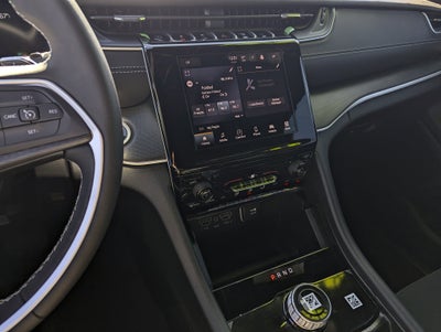 2025 Jeep Grand Cherokee Laredo X