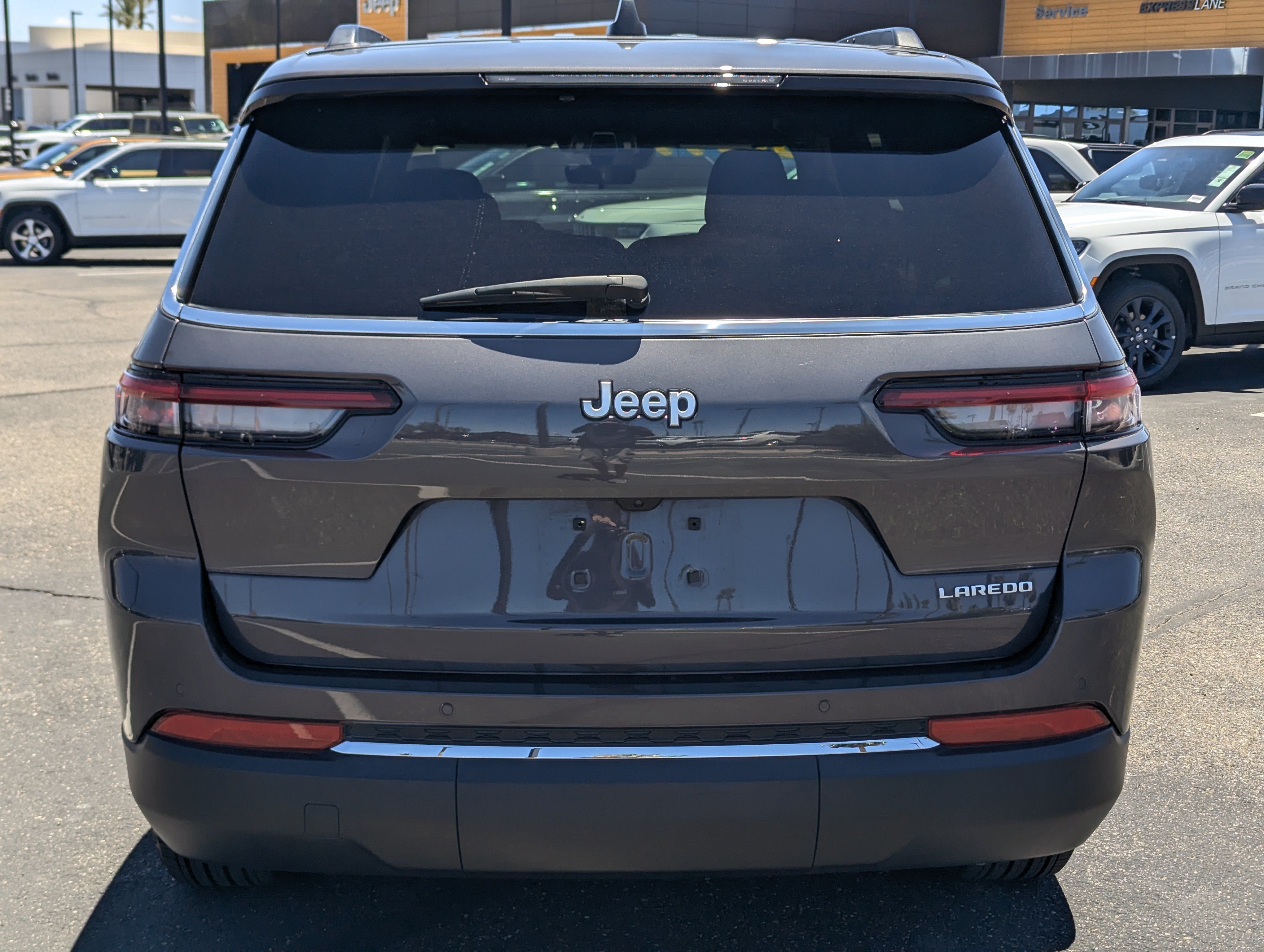 2025 Jeep Grand Cherokee L Laredo 4x2