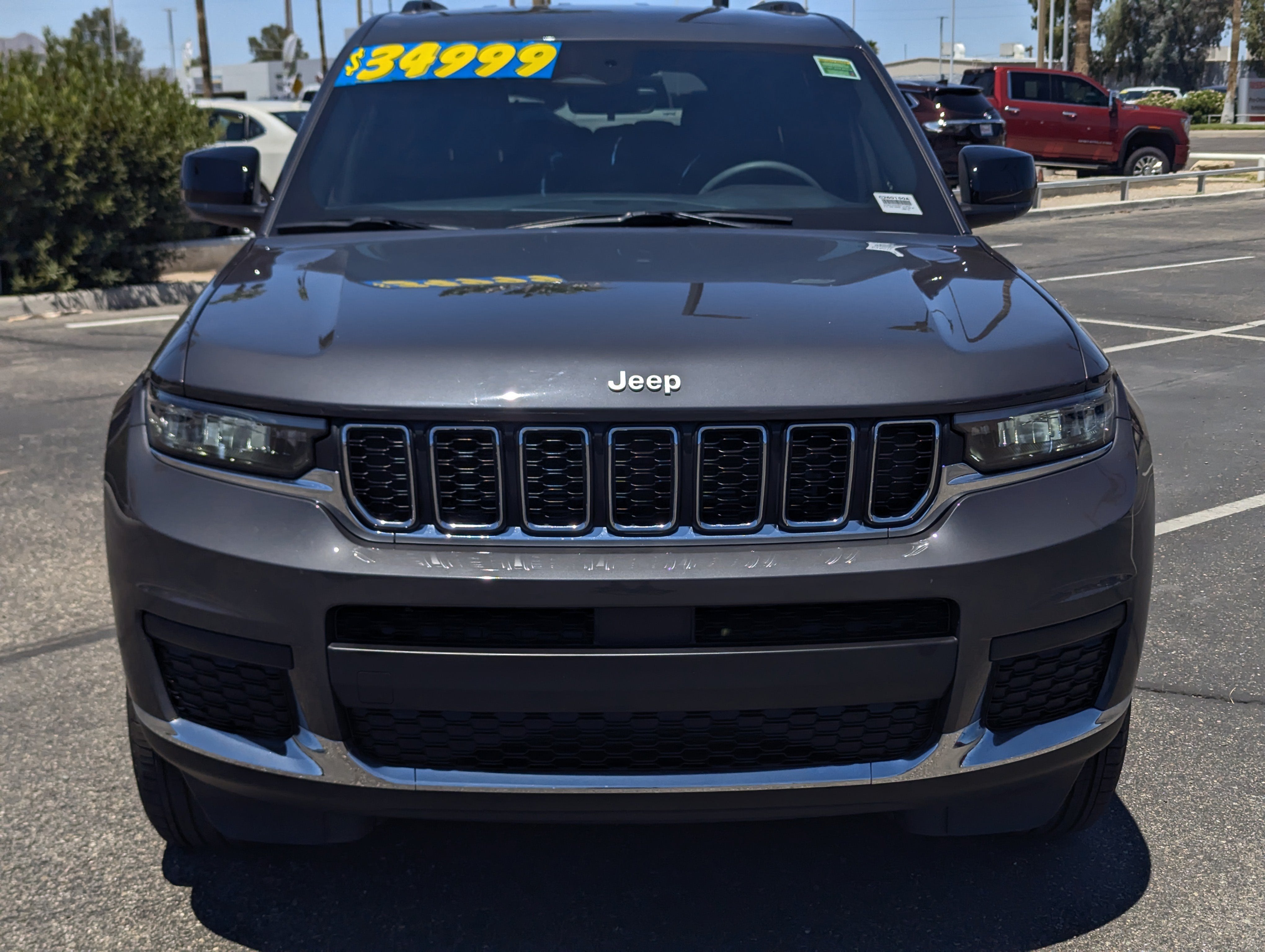2025 Jeep Grand Cherokee L Laredo 4x2