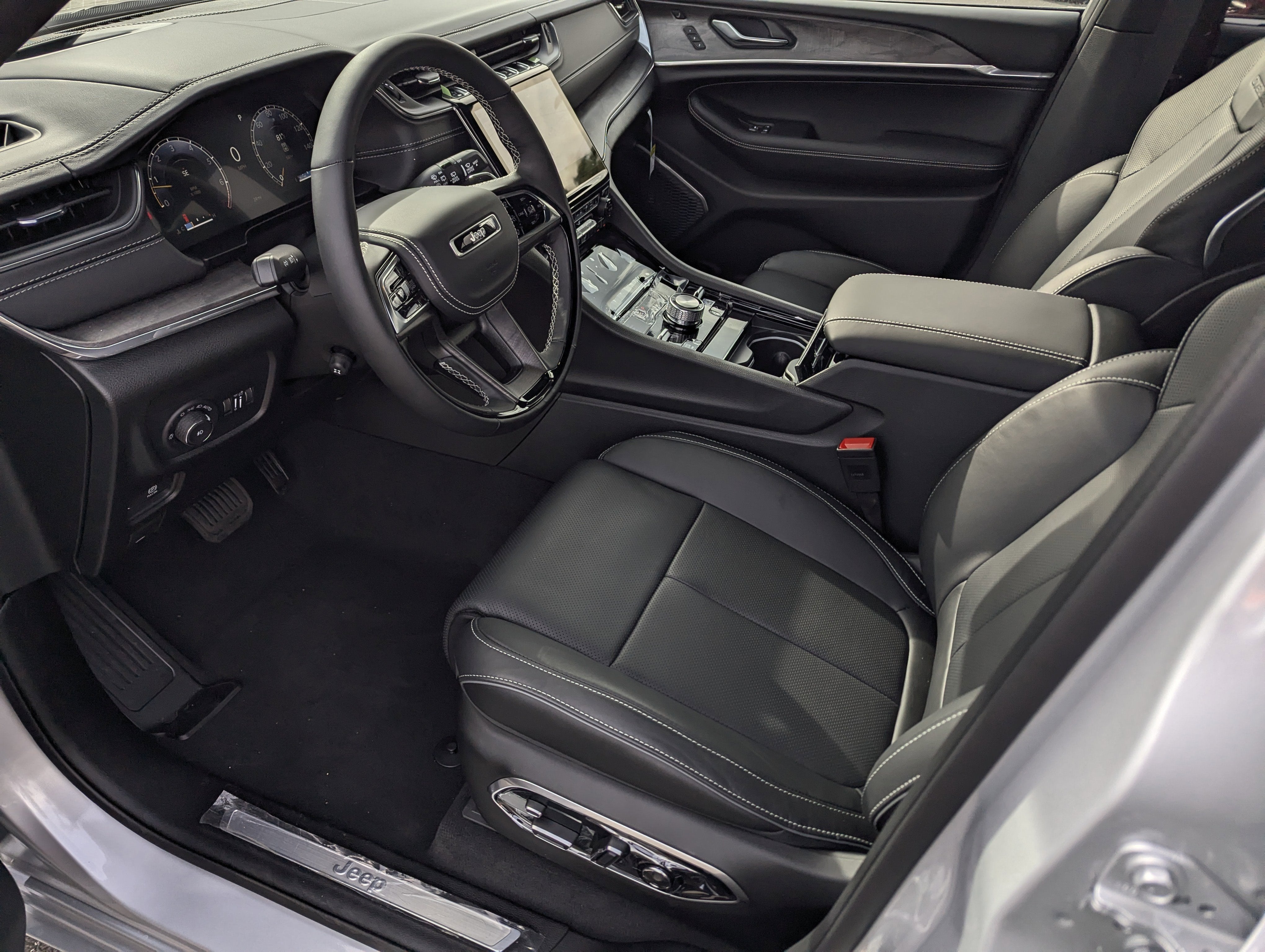 2025 Jeep Grand Cherokee L Overland