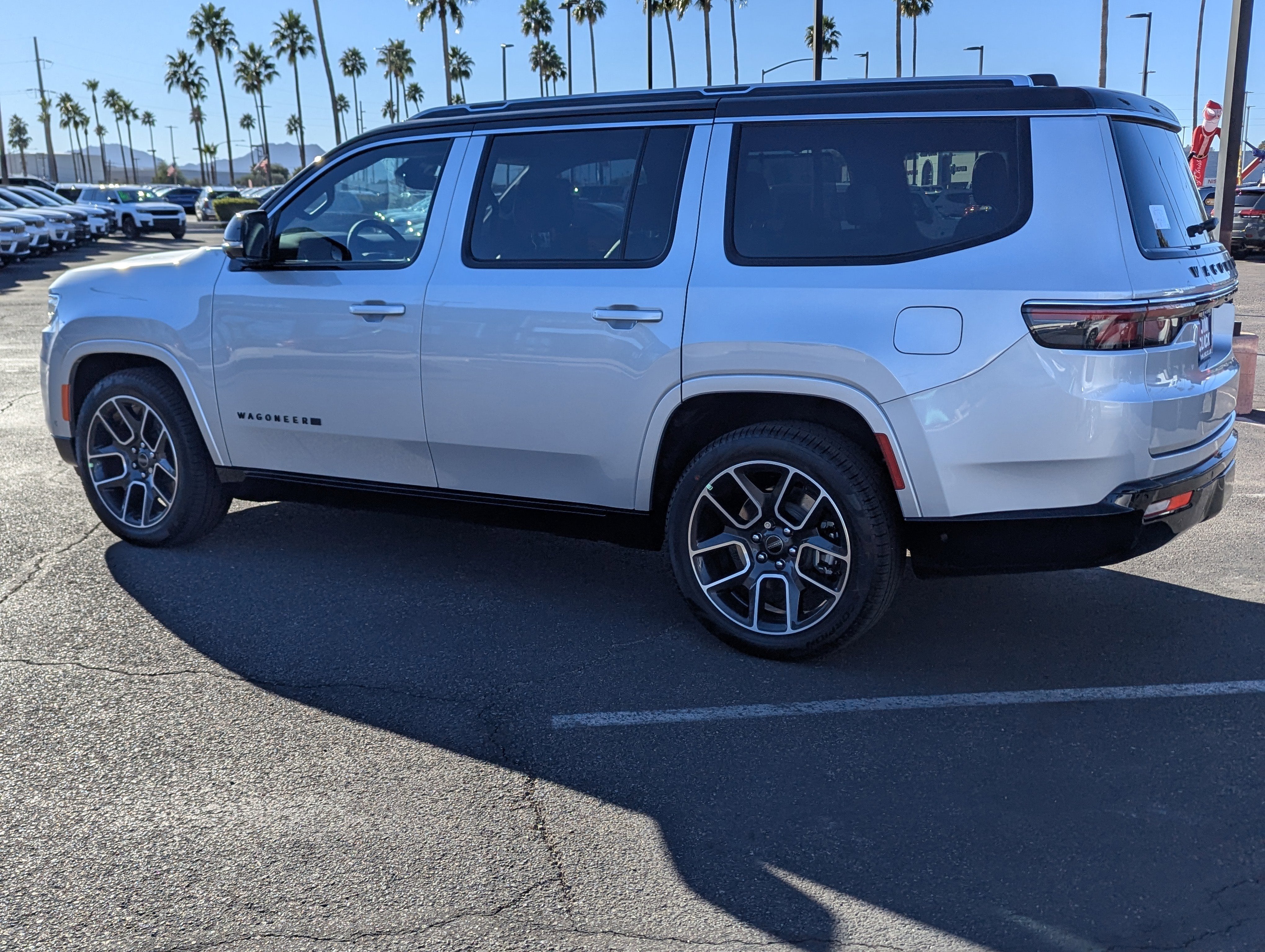 2025 Jeep Wagoneer Series III Super