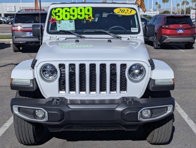 2023 Jeep Gladiator Overland