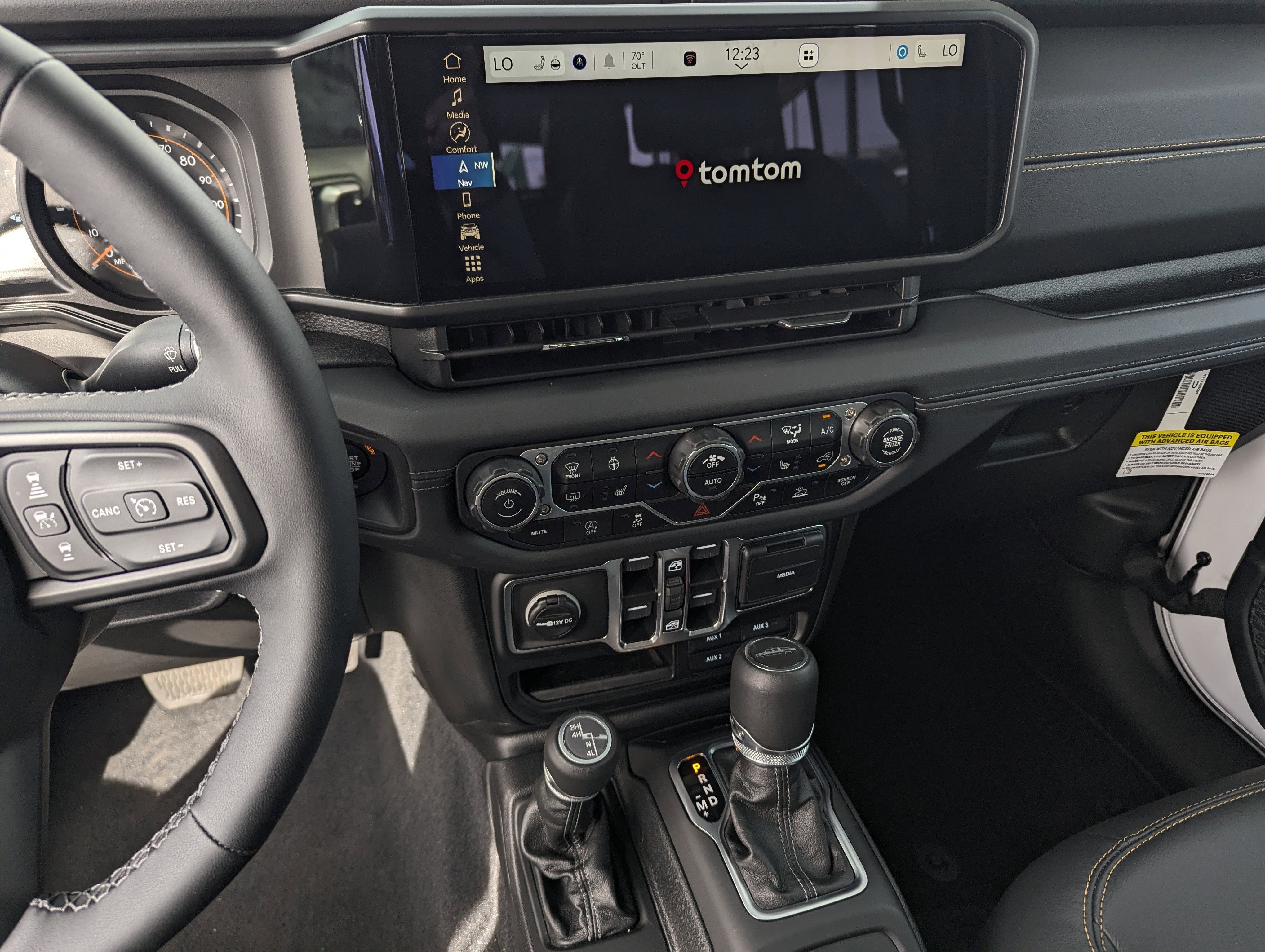 2025 Jeep Gladiator High Tide