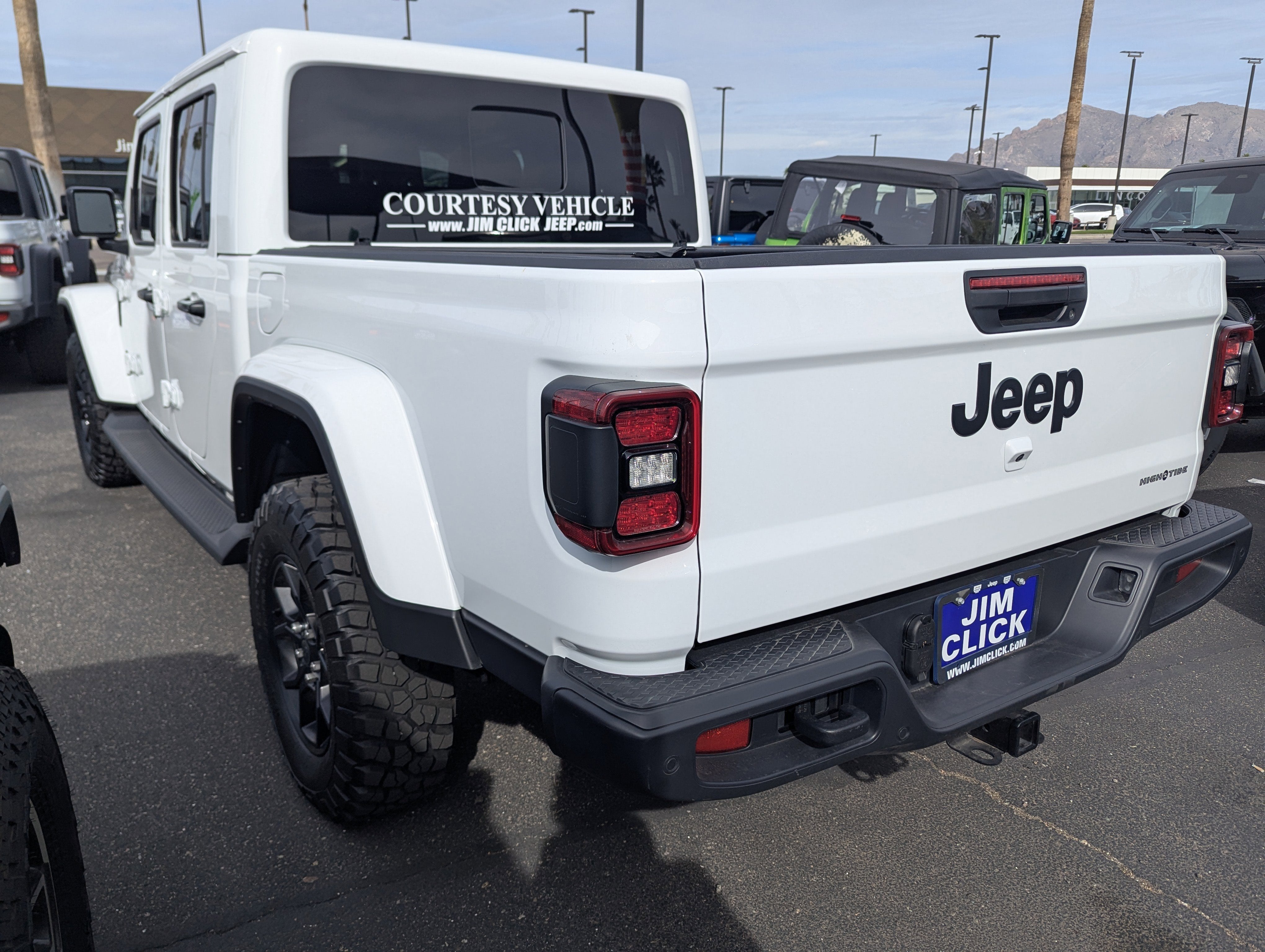 2025 Jeep Gladiator High Tide