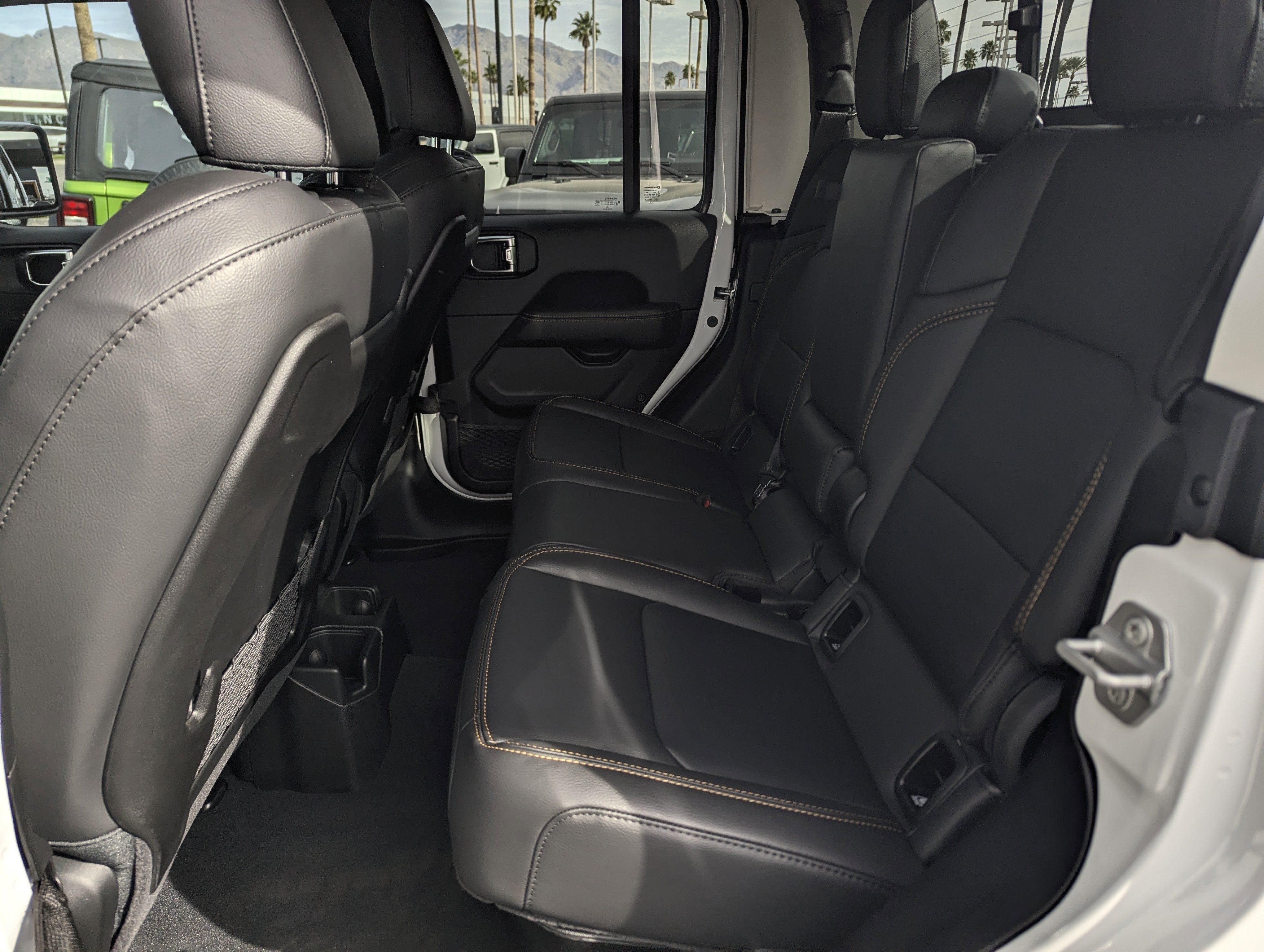 2025 Jeep Gladiator High Tide