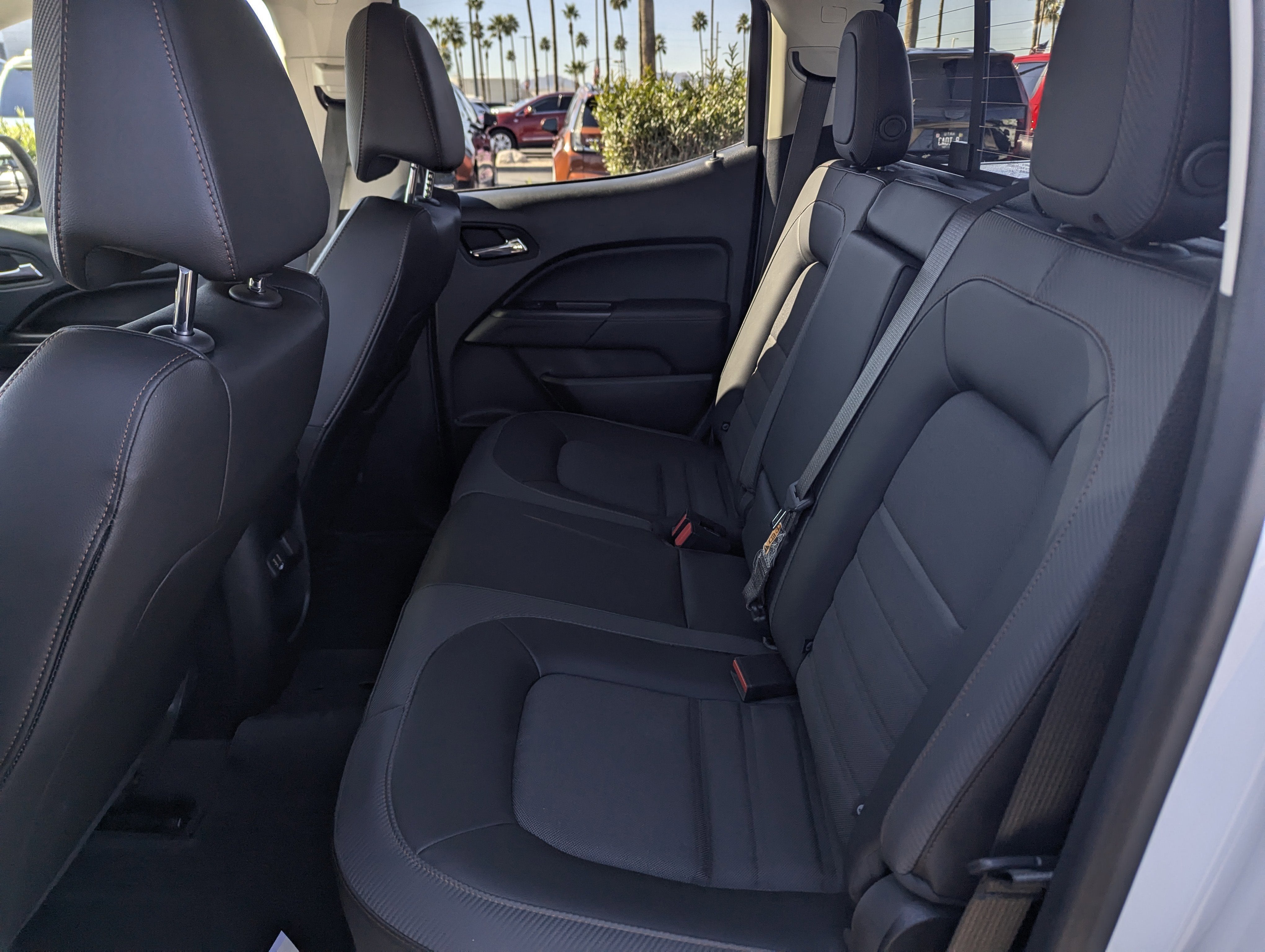 2022 GMC Canyon 4WD AT4 w/Cloth