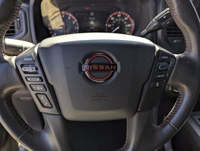 2023 Nissan TITAN Crew Cab PRO-4X 4x4