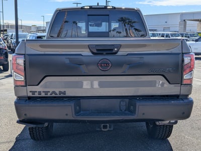 2023 Nissan TITAN Crew Cab PRO-4X 4x4