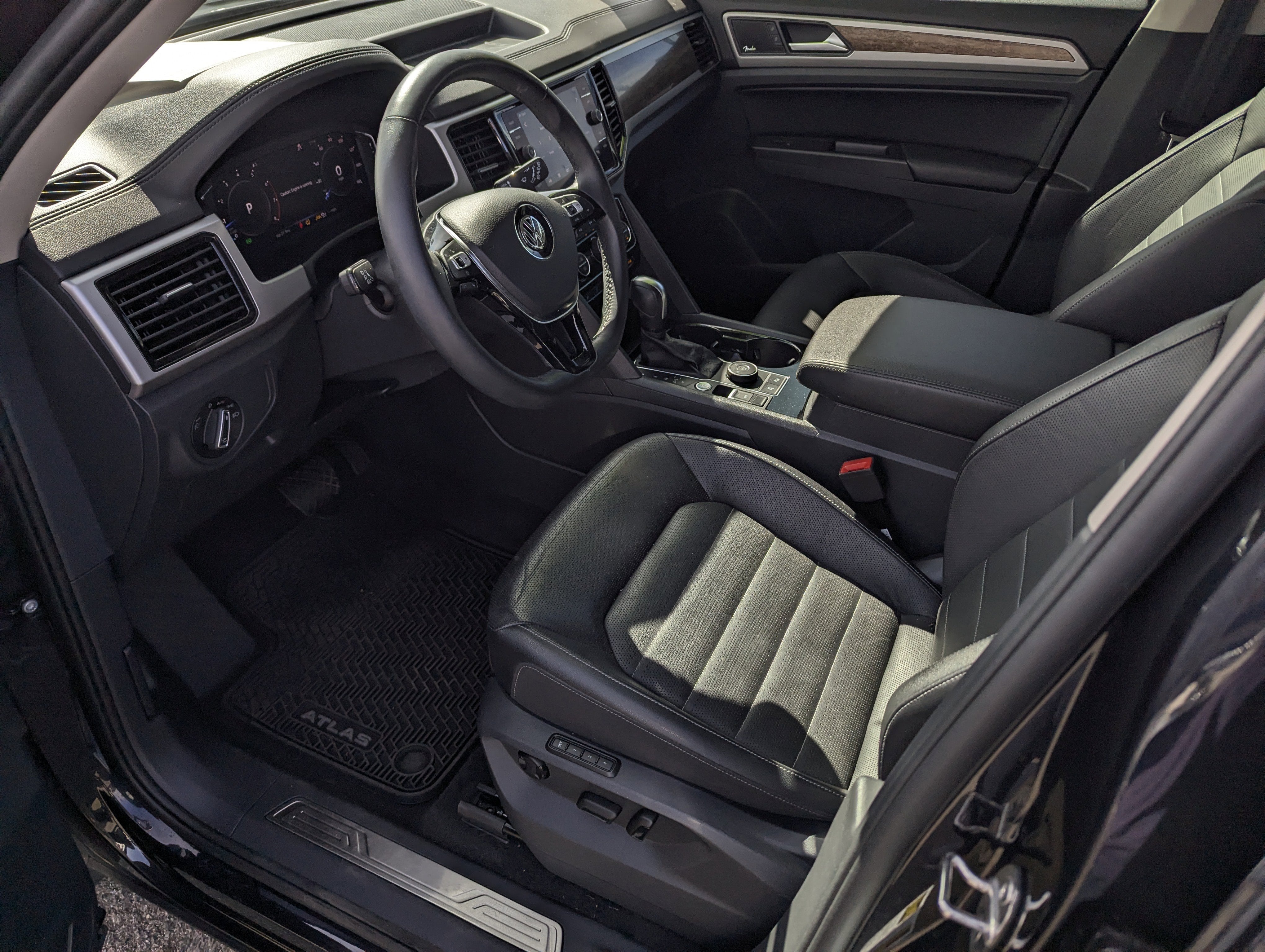 2020 Volkswagen Atlas 3.6L V6 SEL Premium