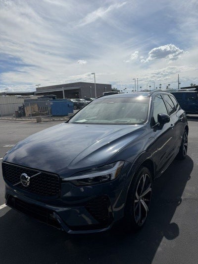 2022 Volvo XC60 Recharge Plug-In Hybrid T8 R-Design