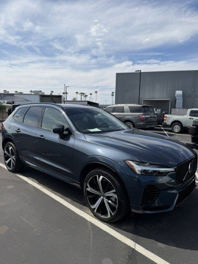 2022 Volvo XC60 Recharge Plug-In Hybrid T8 R-Design